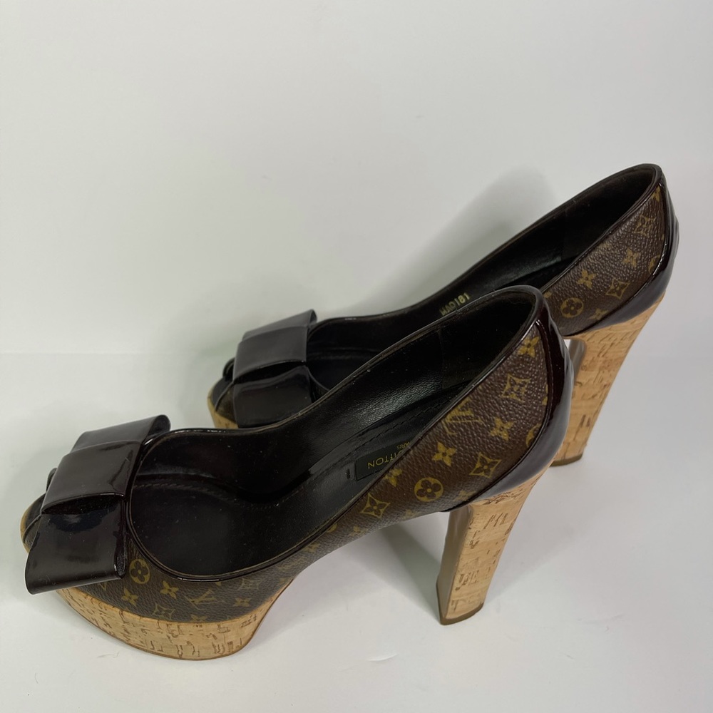 Louis Vuitton Rivoli open toe monogram - Picture 7 of 12